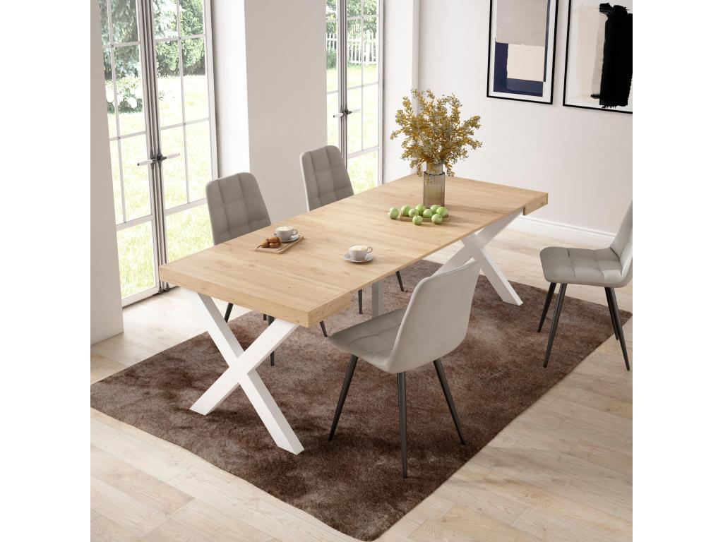 Table en bois massif, teinte naturelle claire
