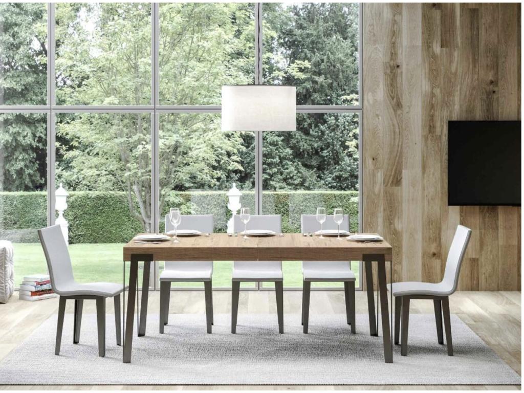 Table en chêne clair naturel