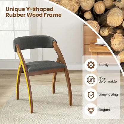 Ensemble de 4 chaises de salle à manger Gymax avec coussin rembourré et dossier incurvé.