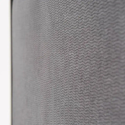 Lit plateforme Kiran King Size, tête de lit rembourrée grise, cadre en bois