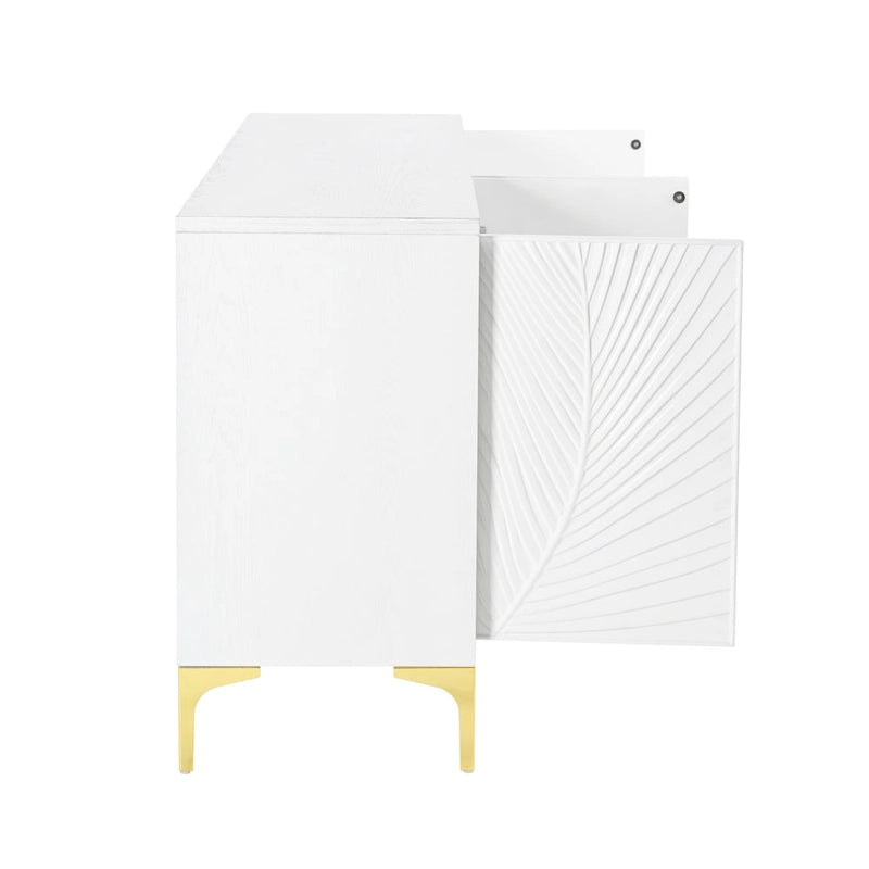 Buffet à quatre portes avec étagères réglables