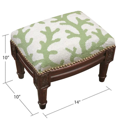 Tabouret brodé en corail vert