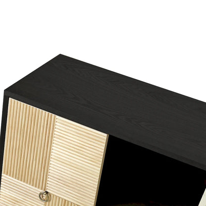 Armoire à 4 portes avec portes décoratives à effet sculpté