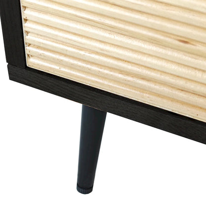 Armoire à 4 portes avec portes décoratives à effet sculpté